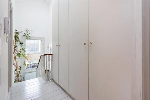24 Alma Street, London, NW5 3DJ