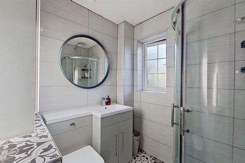 10 Birchen Lee, Emerson Valley, Milton Keynes, MK4 2JX