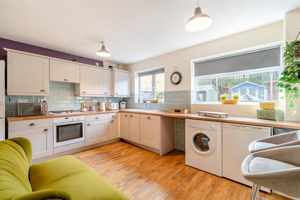 8576276-interior31.jpg
