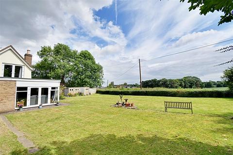 3 bedroom semi-detached house for sale, The Old Coach Road, Cole Green SG14