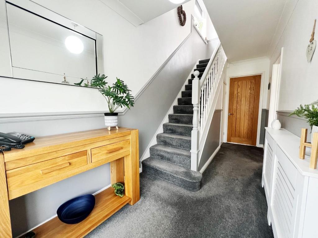 Linden Road, Ferryhill 3 bed semidetached house for sale £185,000