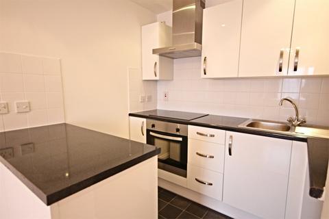 1 bedroom flat to rent, Hazel Gardens, Sawbridgeworth, CM21