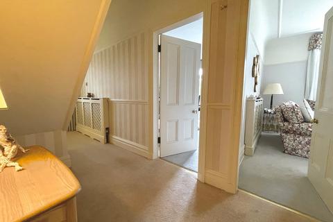 27 Wicks Lane, Formby, Liverpool, L37 3JF