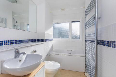17 Bailey Close, Maidenhead, SL6 7YN