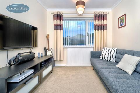 51 Maple Croft Crescent, Sheffield, S9 1DN
