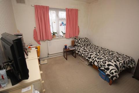 2 Kestrel Close, Stevenage, SG2 9PB