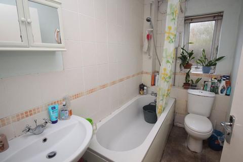 2 Kestrel Close, Stevenage, SG2 9PB