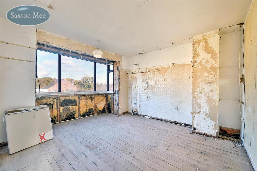 Master bedroom 2.jpg
