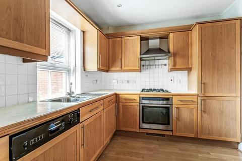 3 Chartwood Place, Dorking, RH4 2JY