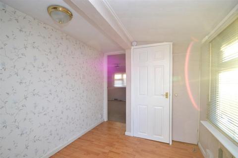 1 bedroom detached bungalow for sale - Folly Lane, East Cowes