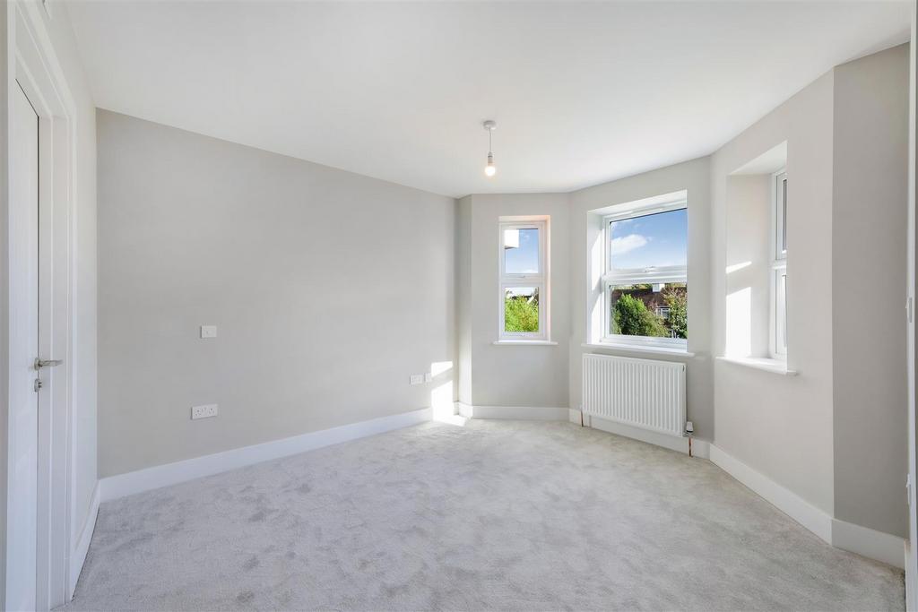 BRUNSWICK CLOSE, 5 (16 FROM 40)-18.jpg