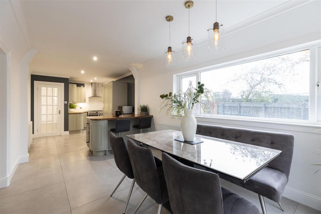 Ruthvenfield, Perth 5 bed house for sale £399,950