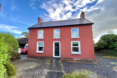 3 bedroom property with land for sale, Llanboidy, Whitland