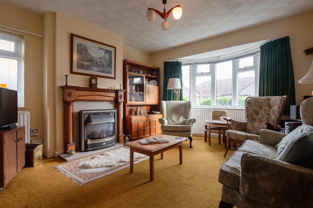 The Headlands, Wellingborough 2 bed semidetached bungalow £255,000