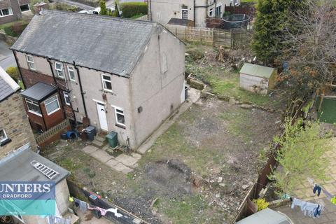 62 Beldon Lane, Bradford, BD7 4LF