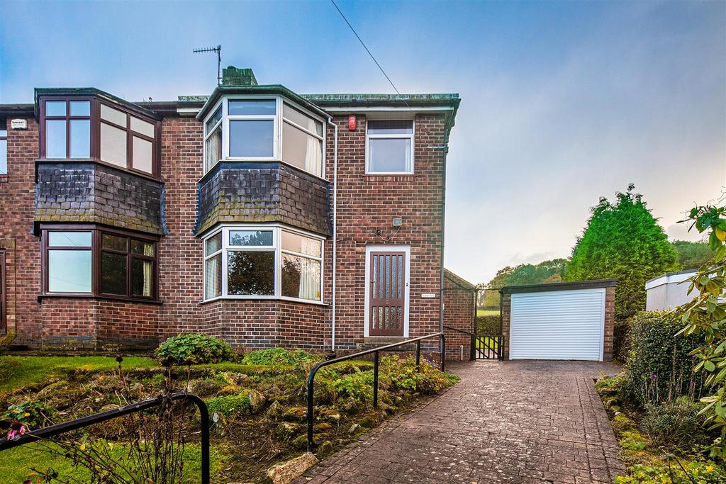 Clay Pits Lane, Stocksbridge, Sheffield 3 bed semidetached house for