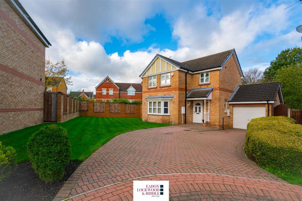 Lakeside Close, Sunnyside, Rotherham 3 bed detached house for sale £