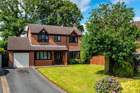4 bedroom detached house for sale, South View Close, Codsall, Wolverhampton