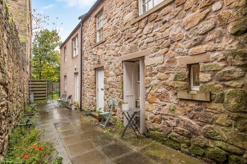 St Andrews - 2 bedroom terraced house for sale