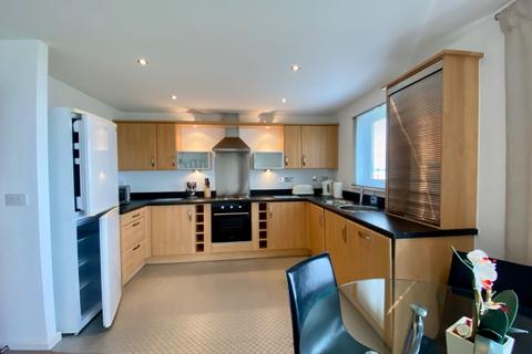 2 bedroom apartment to rent, Pentre Doc Y Gogledd, Llanelli, Carmarthenshire, SA15