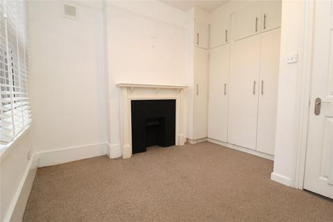 2 bedroom apartment to rent, Robin Hood Road, CM15