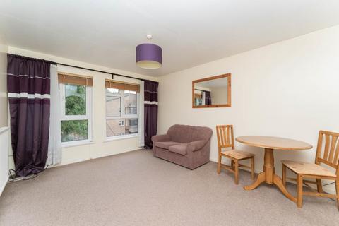1 bedroom flat to rent, Cheriton Close, W5