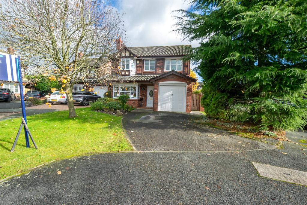 Chestnut Close, Middlewich 4 bed detached house for sale £315,000