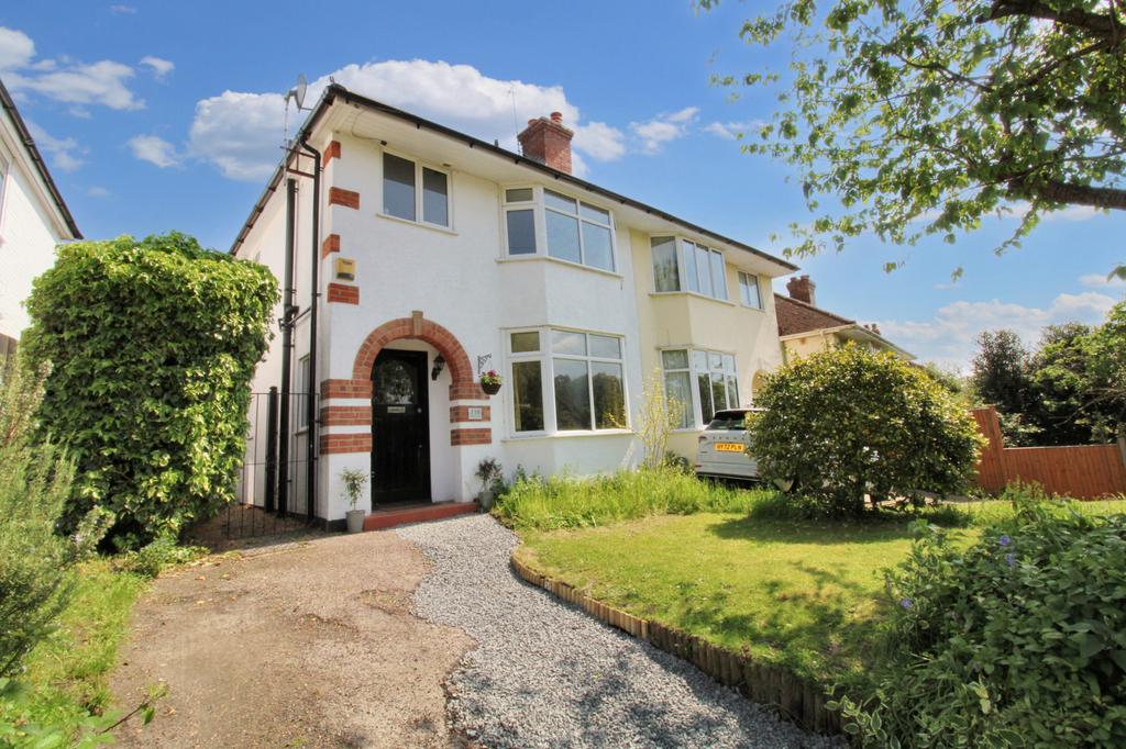 Ship Lane, Farnborough, GU14 3 bed semidetached house for sale £475,000