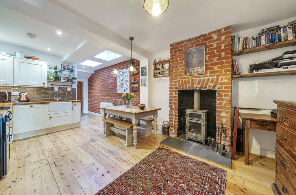 Allbrook Hill, Allbrook, Hampshire, SO50 2 bed terraced house for sale