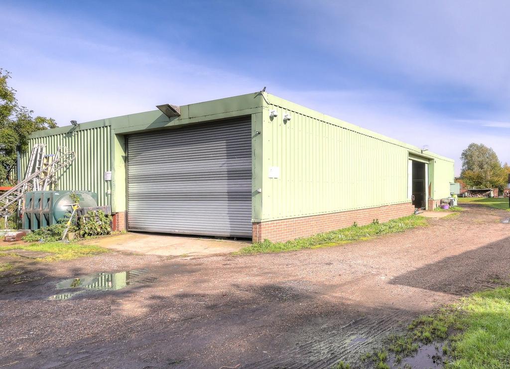 Outbuilding/Store