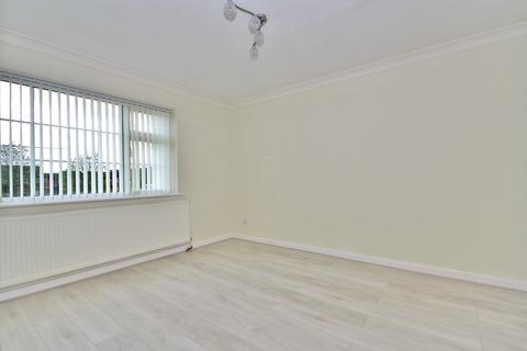 4 bedroom link detached house to rent, Guildford Road, West End, Woking, Surrey, GU24