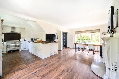 4 bedroom detached house to rent, Beauforts, Englefield Green, Egham, Surrey, TW20