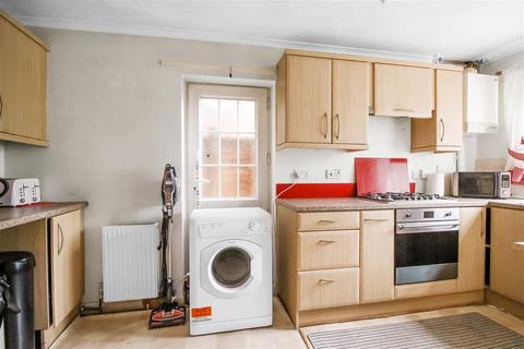 26 Ashmead, Bordon, GU35 0TL