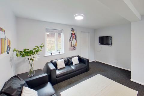 6 bedroom house to rent, 4 Albert Square, Lenton, Nottingham, NG7 2FH