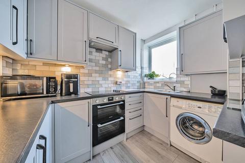 13 Adolf Street, London, SE6 3EJ