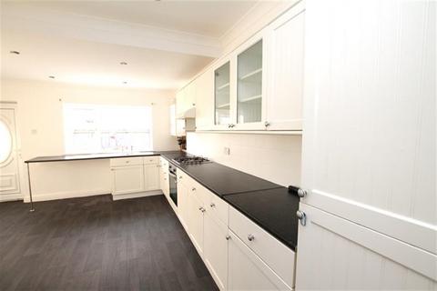 3 bedroom terraced house to rent, Perth Street, HU5