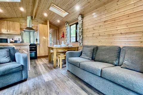 2 bedroom lodge for sale, Sandy Balls Holiday Village Pinelog Caboose Pinelodge, The New Forest SP6