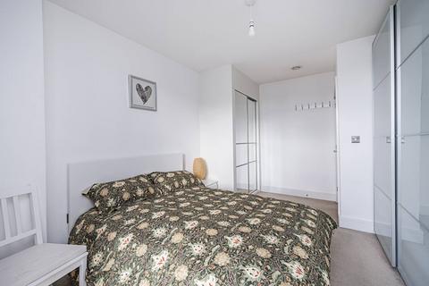 1 bedroom flat for sale, Boleyn Road, Dalston, London, N16