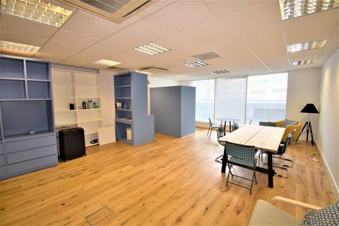 Property for sale, Station Court, Townmead Road, London, SW6