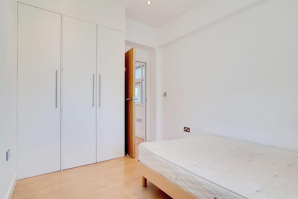 16 Bedroom 3 2