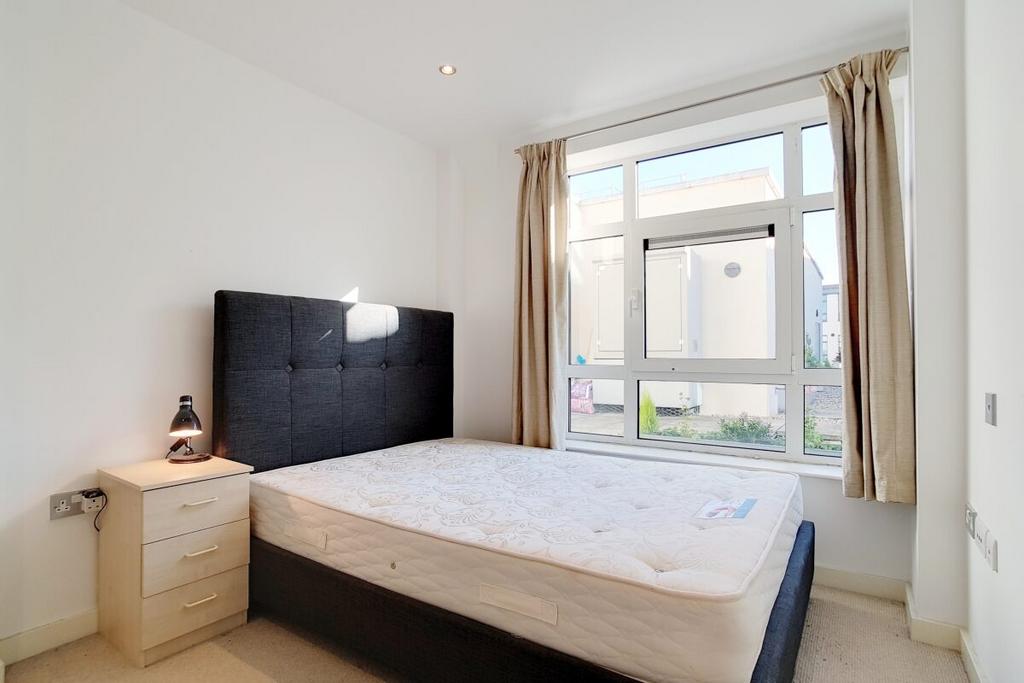 5 Bedroom 2 1