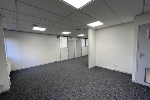 Office for sale - 15 Cromwell House, Cromwell Business Park, Banbury Road, Chipping Norton, OX7 5SR