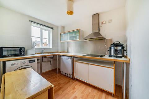 2 bedroom flat for sale, Swindon,  Wiltshire,  SN5