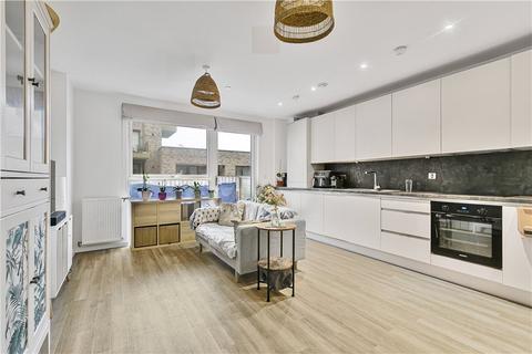 1 bedroom apartment for sale, Selbourne Avenue, Hounslow, TW3