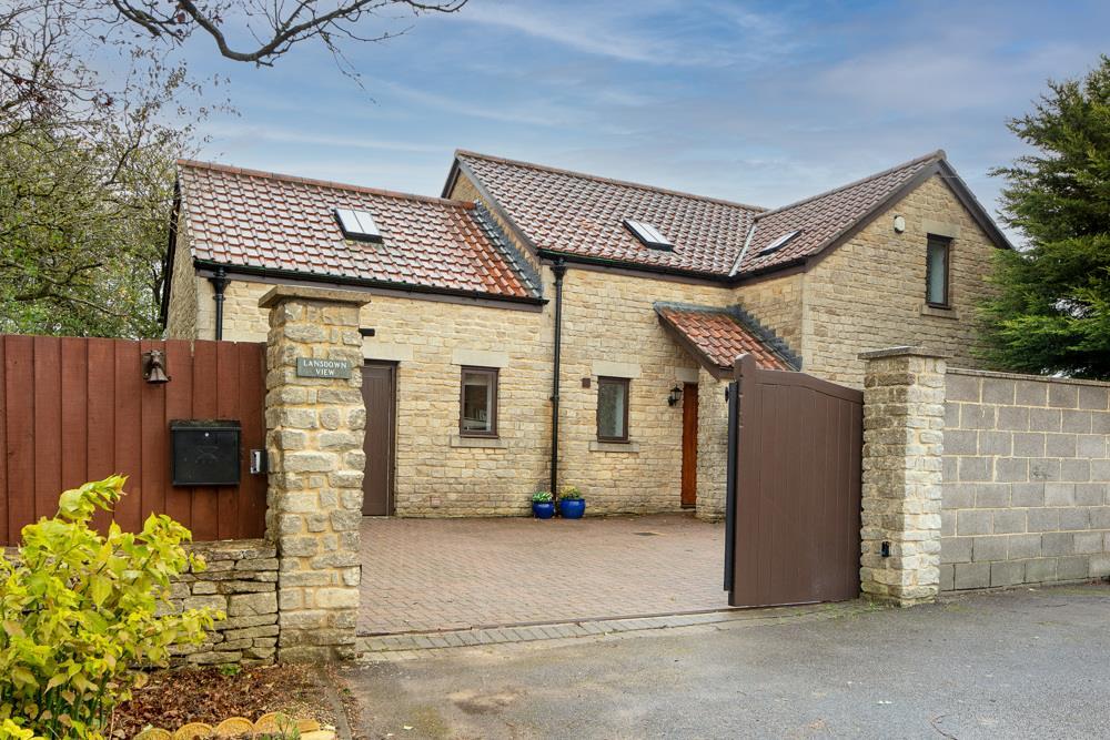 Lansdown, Bath, Somerset, BA1 4 bed village house for sale £895,000
