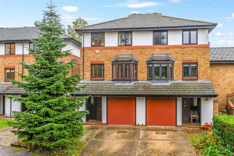 undefined, The Knowle, Hoddesdon EN11