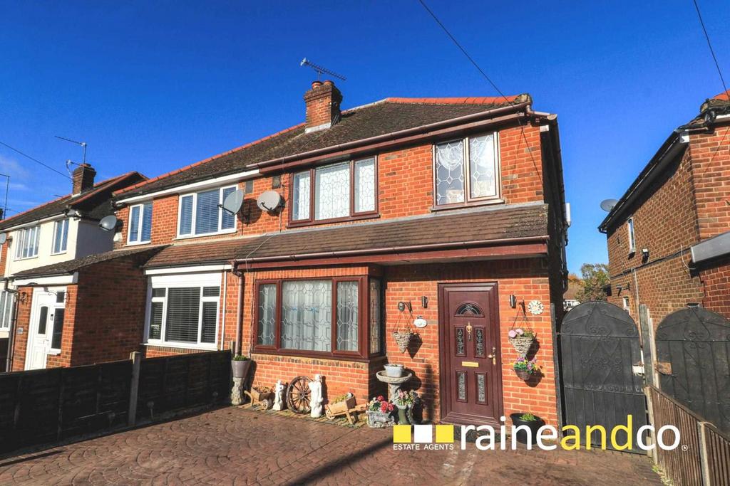 Crawford Road, Hatfield 4 bed semidetached house for sale £550,000