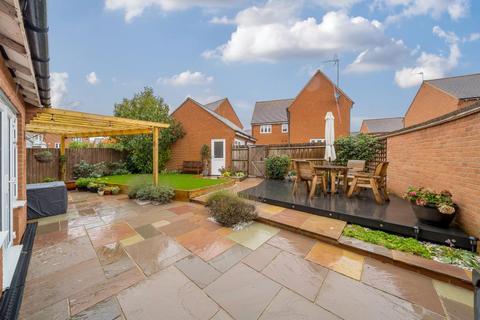 1 Founders Path, Weedon, Aylesbury, HP19 9SF