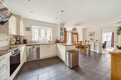 1 Founders Path, Weedon, Aylesbury, HP19 9SF