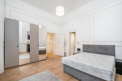 2 bedroom flat for sale, Gloucester Place, , W1U